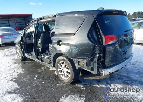 2020 Chrysler Voyager Lxi из США, поврежденный, VIN 2C4RC1DG9LR172002